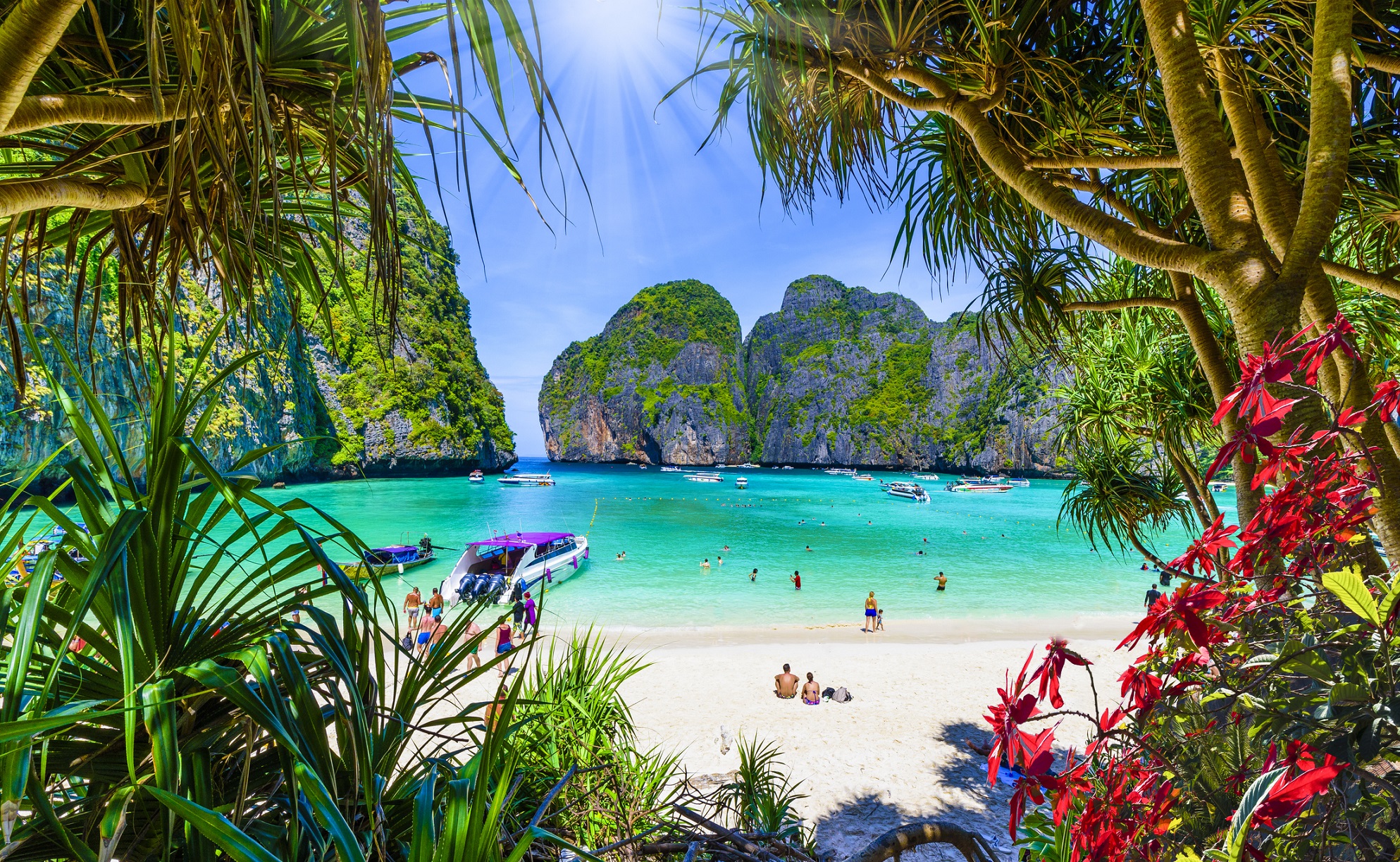 Picture perfect Phi Phi Islands and relaxing 5* Phuket!