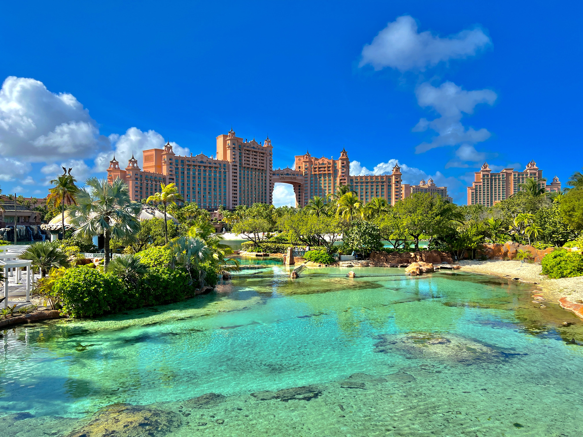 Discover Paradise at the Atlantis Paradise Island!