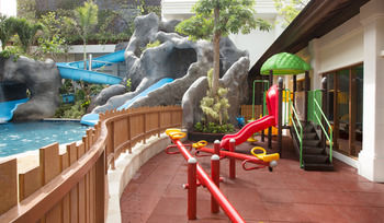 Childrens Play Area - Outdoor