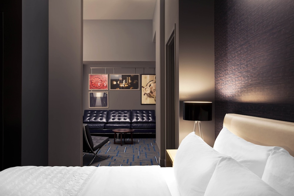 King Studio Suite - Sleeping Area