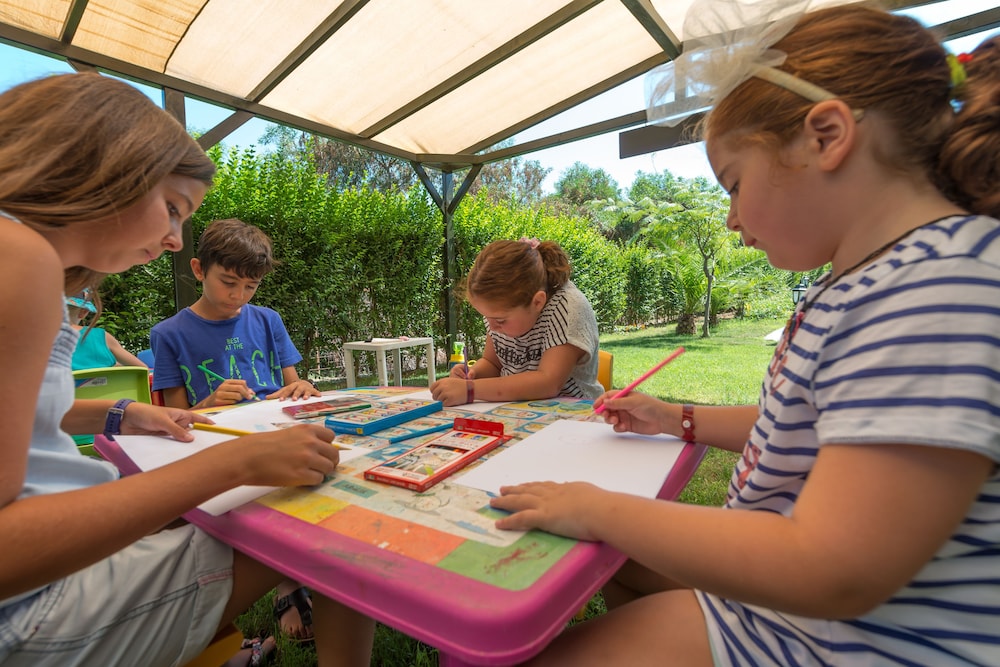 Children's play area - outdoor