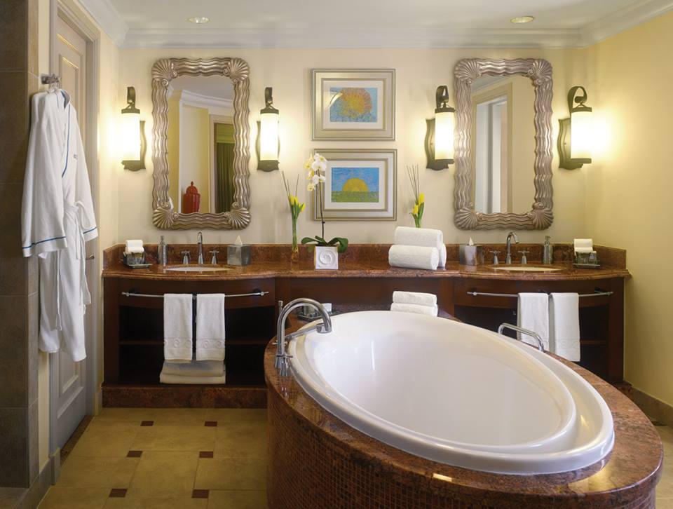 Terrace Club Suite Bathroom