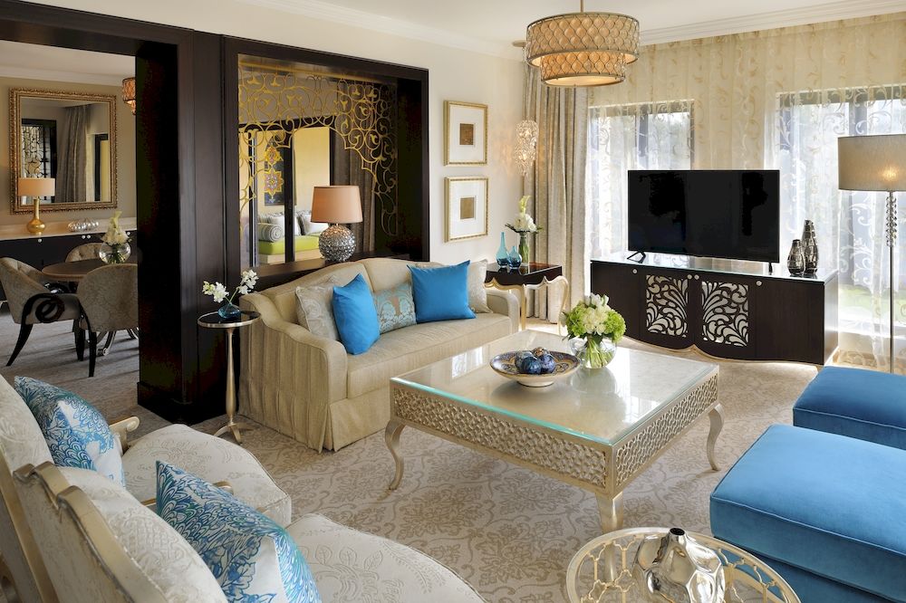 Executive Suite Living Room