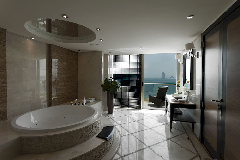 King Suite Bathroom