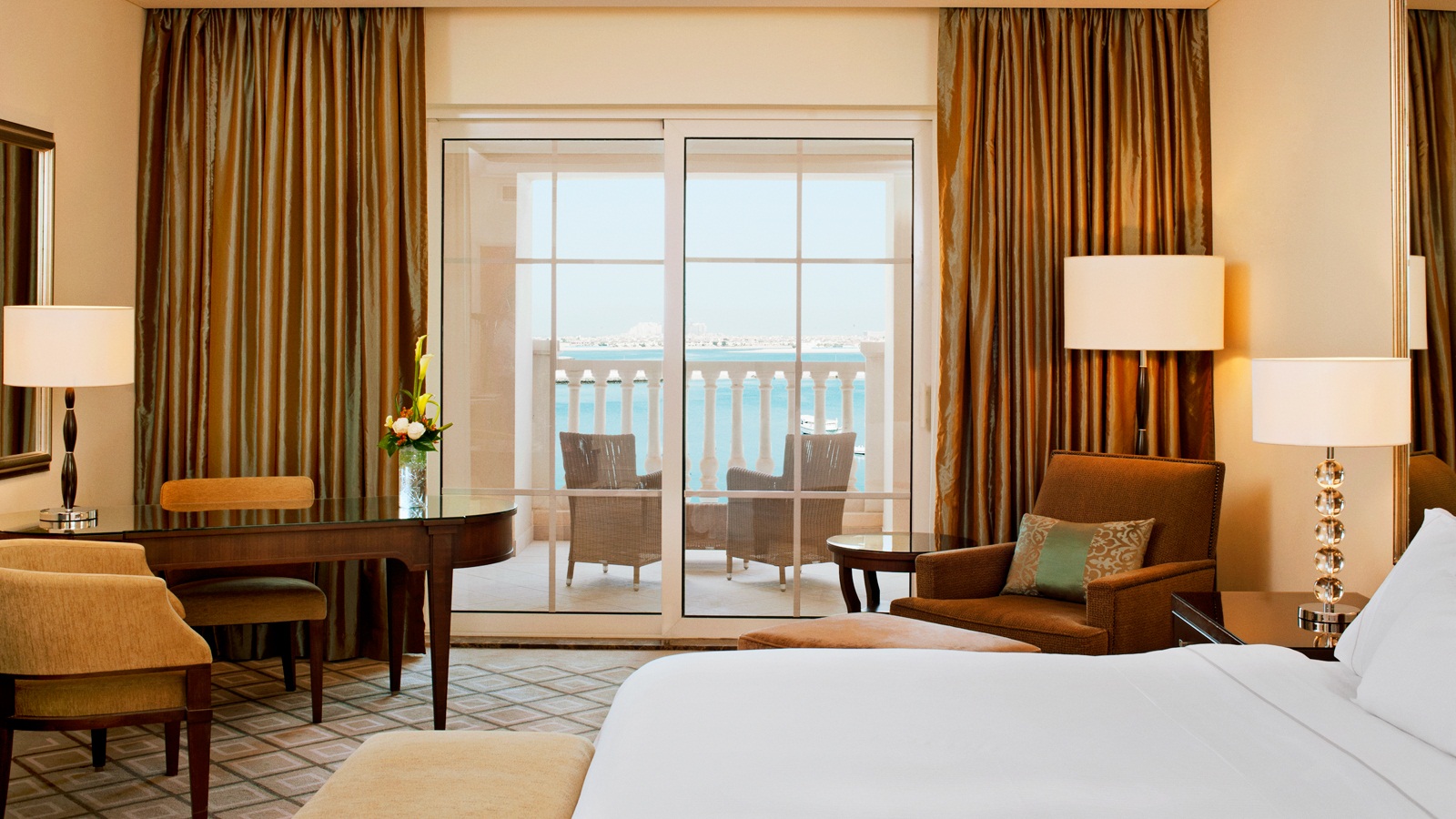 Deluxe Sea View Room