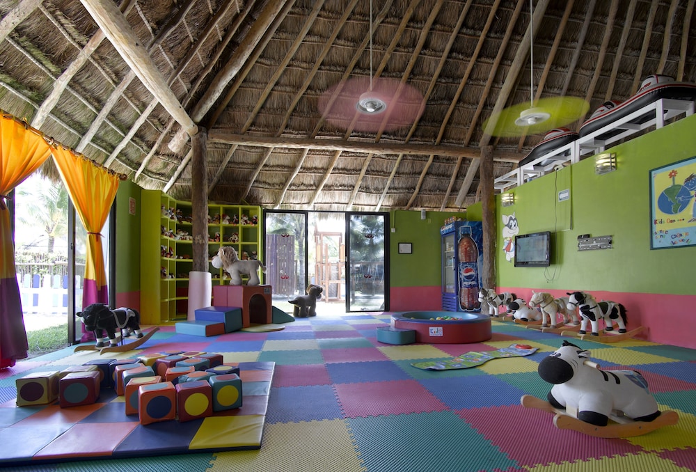 Childrens Play Area - Indoor