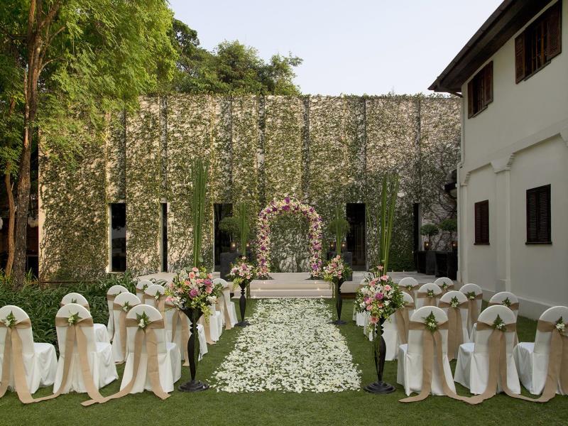 Western Wedding Setup