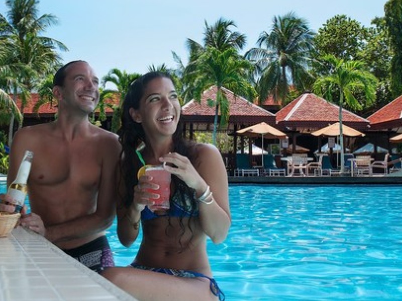 Cascade Pool Bar