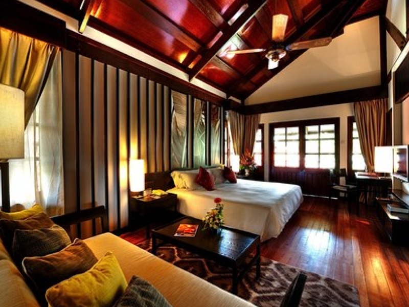 Lake Front Bedroom 2