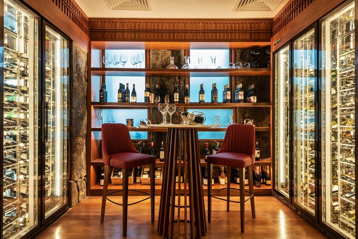 The Dining Room (Walk-in Wine Cellar)