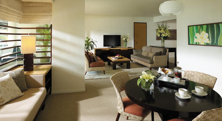 Tanjung Wing Deluxe Seaview Suite