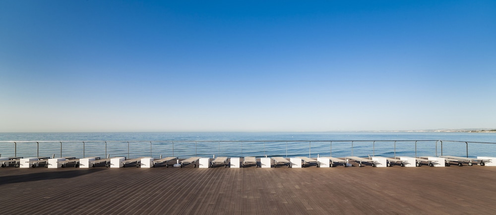 Beach/Ocean View