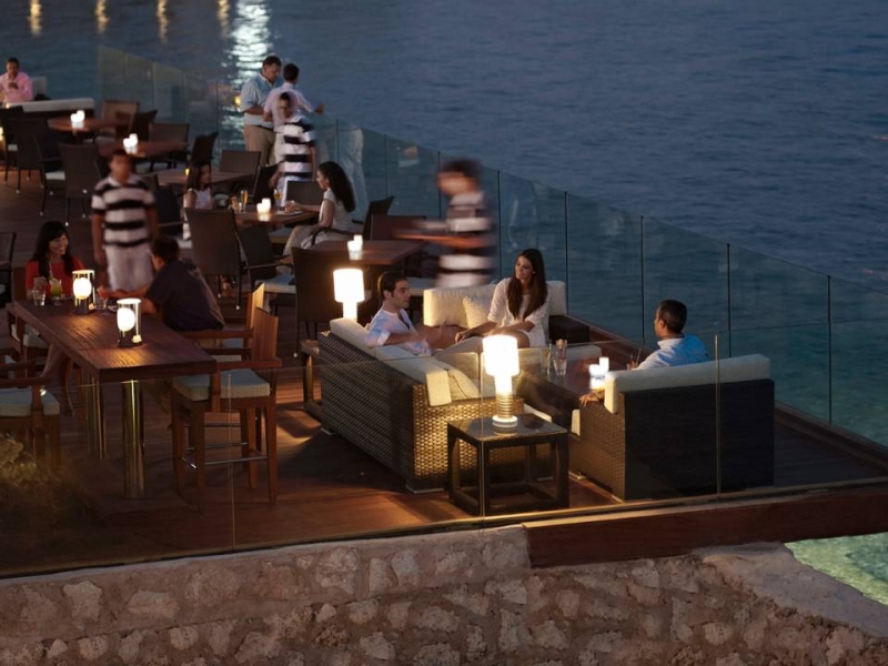 Sails Asian Food Lounge