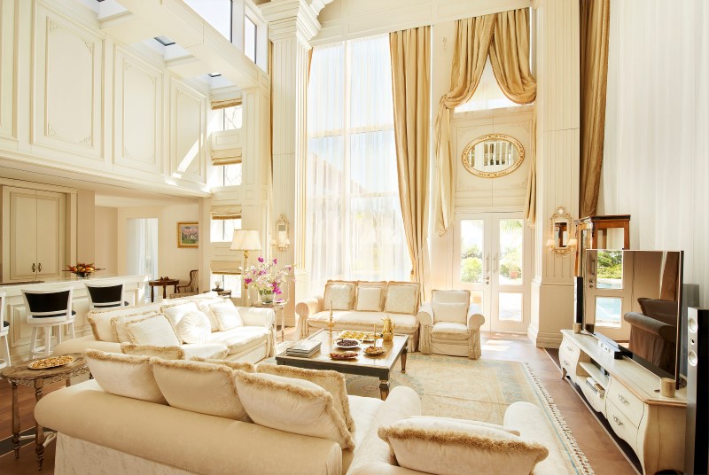 Lodge Villa/Living Room
