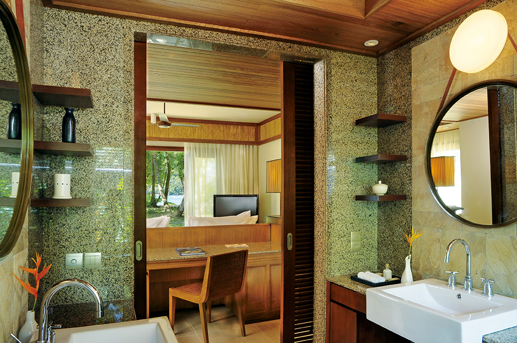 Beach Villa/Bathroom