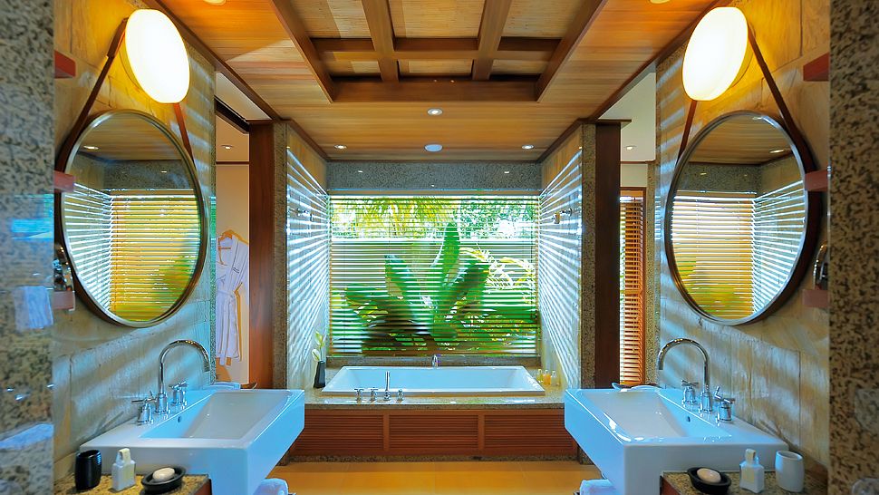 Family Villa/Bathroom