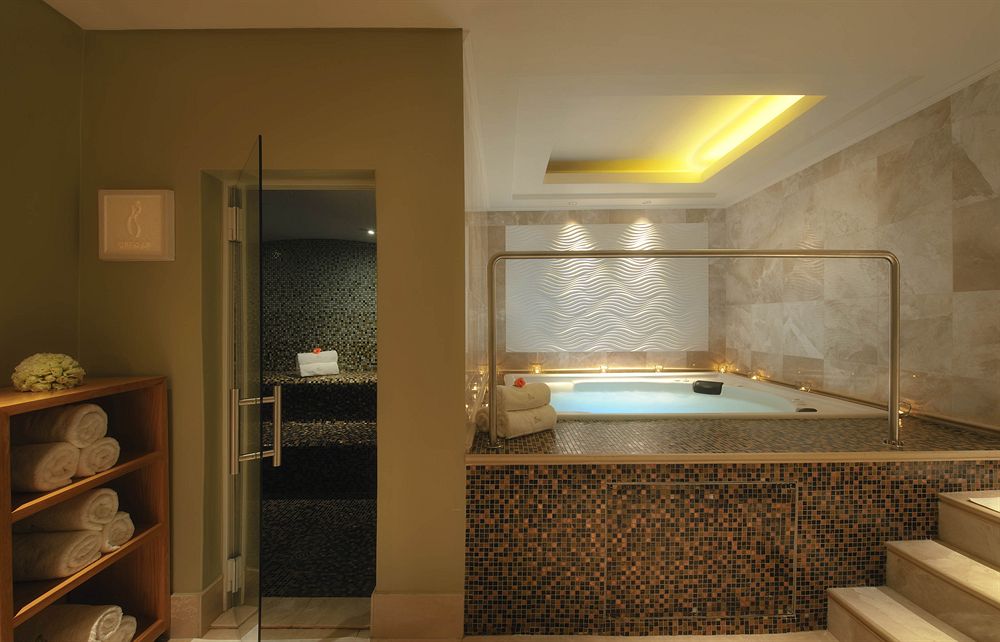 Spa Bathtub