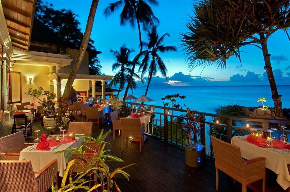 Oceanview Bar & Restaurant