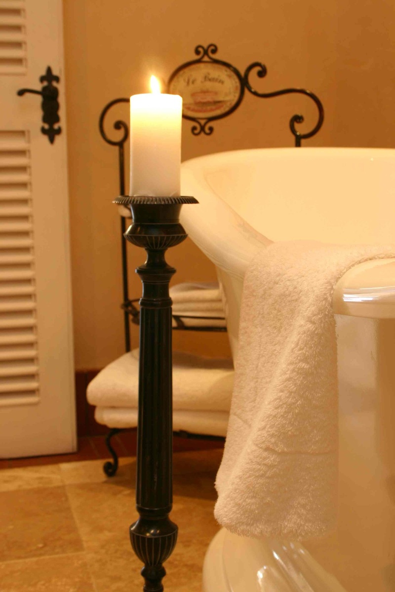 Villa Suites bathroom