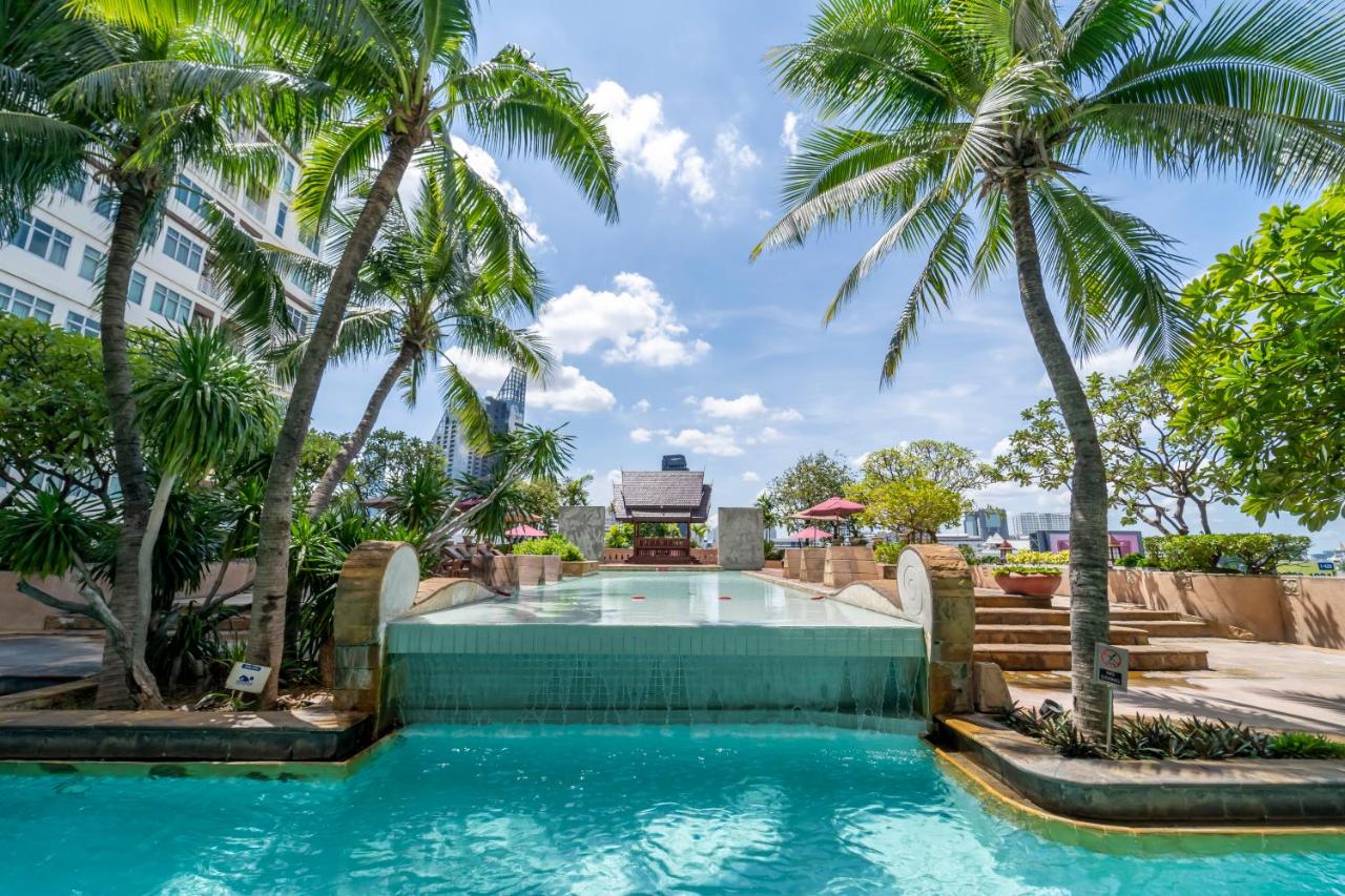 Century Park Hotel Bangkok