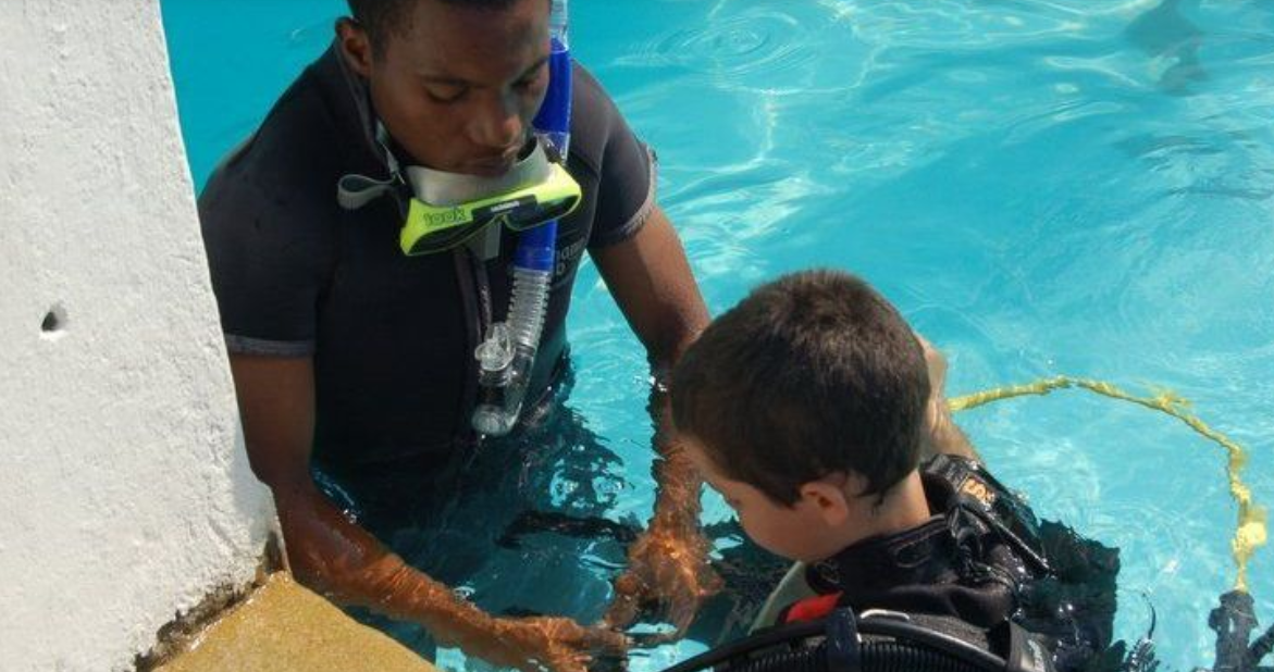 Scuba dive demonstration