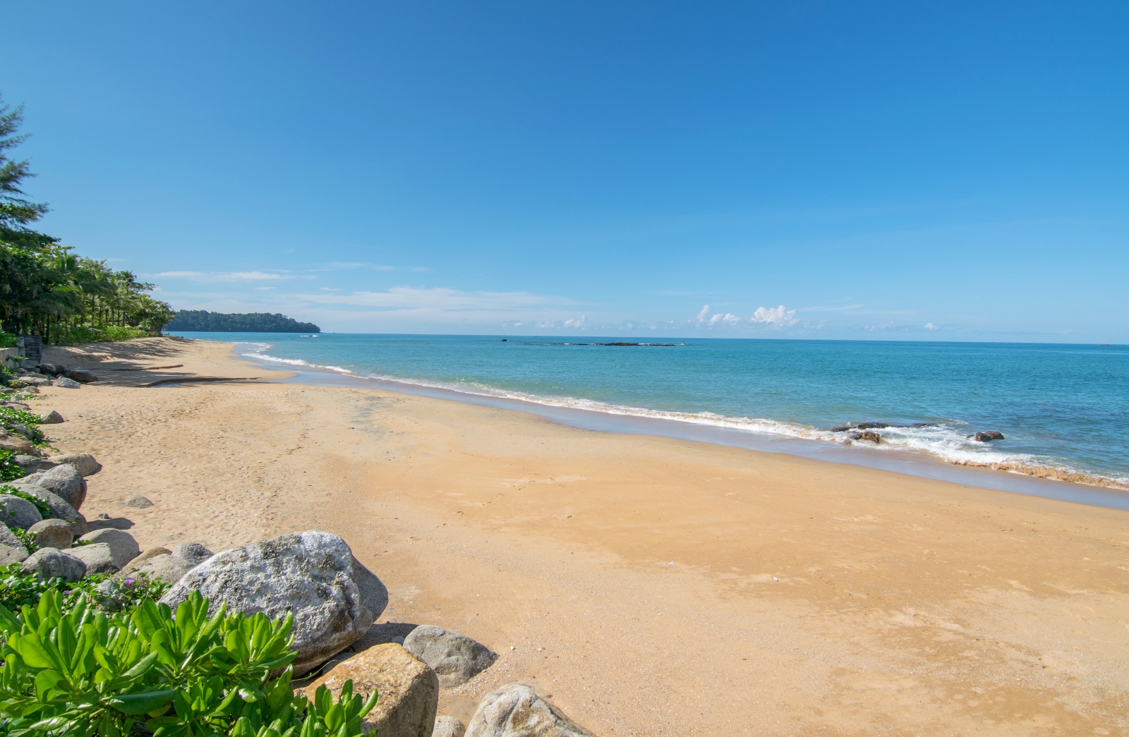 Nang Tong Beach