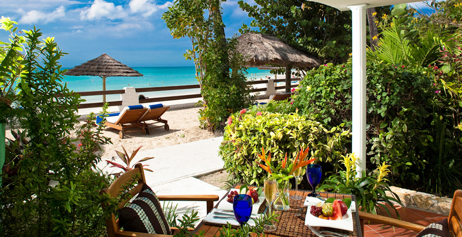 Caribbean Beachfront Butler Rondoval