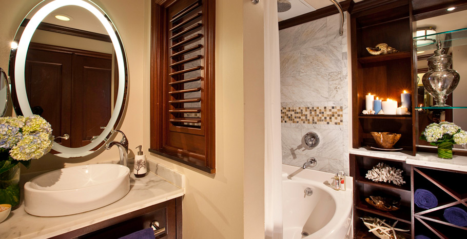 Caribbean Grande Luxe Poolside Room