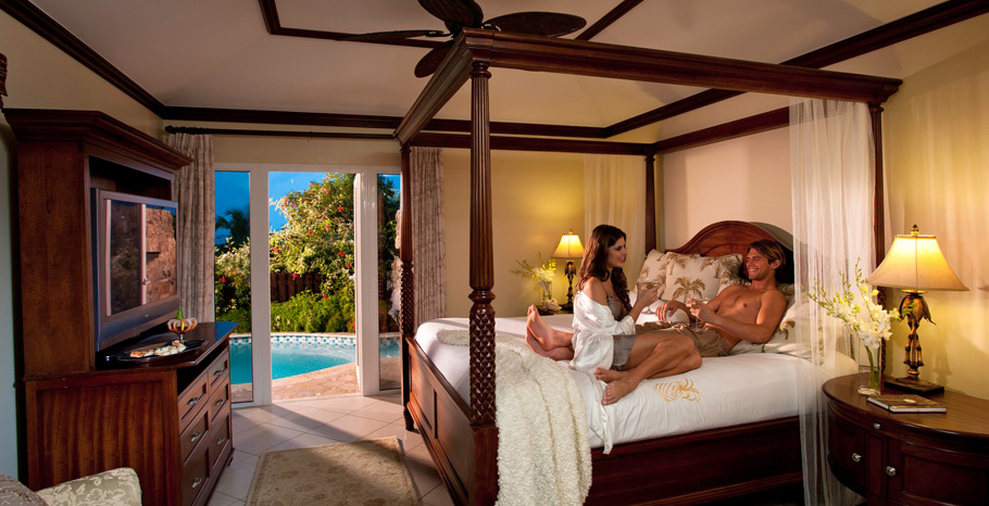 Mediterranean One Bedroom Butler Villa Suite with Private Pool Sanctuary 