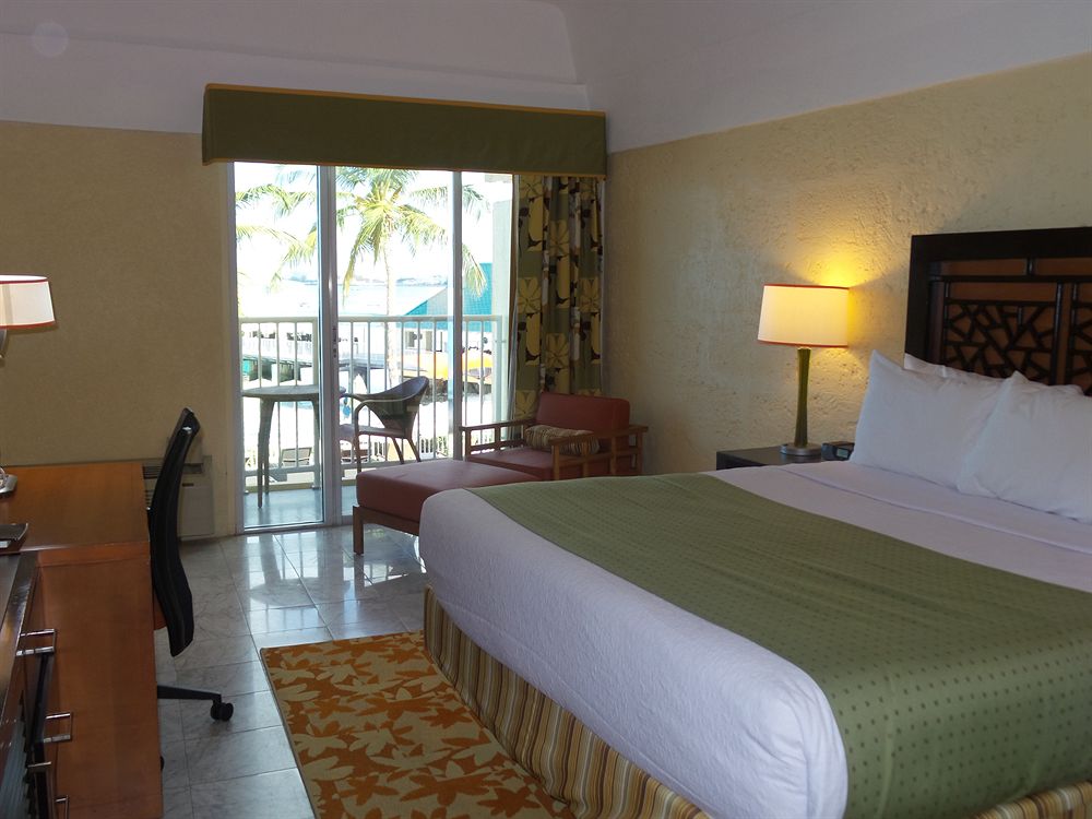 Beachfront Deluxe Room