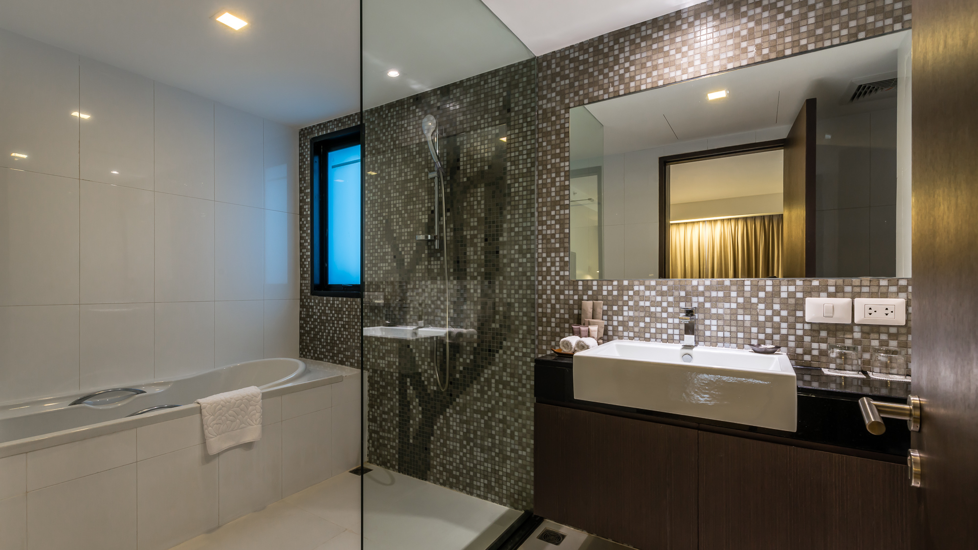One Bedroom Suite