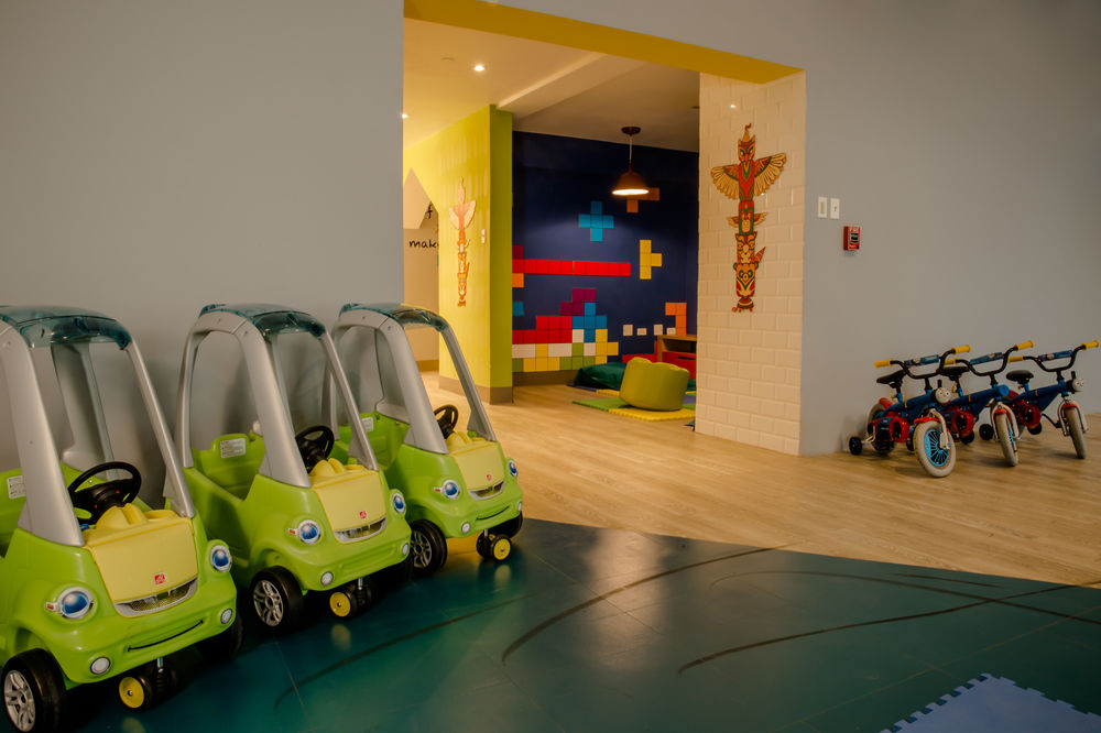 Childrens Play Area - Indoor