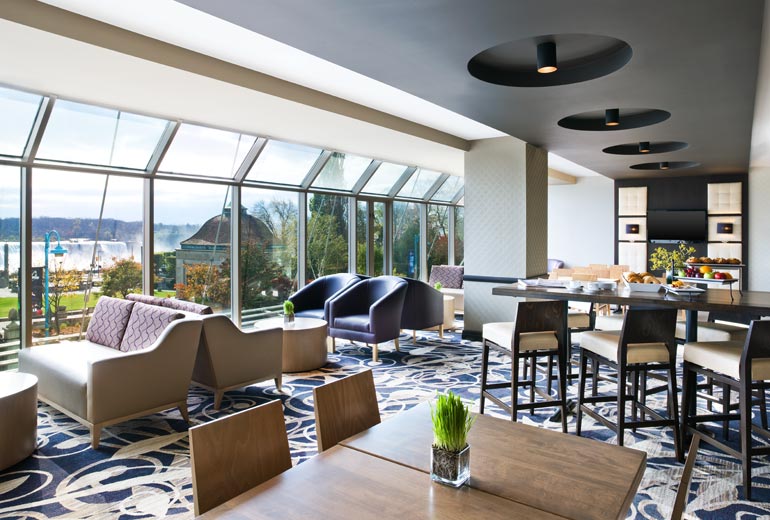 Club Lounge