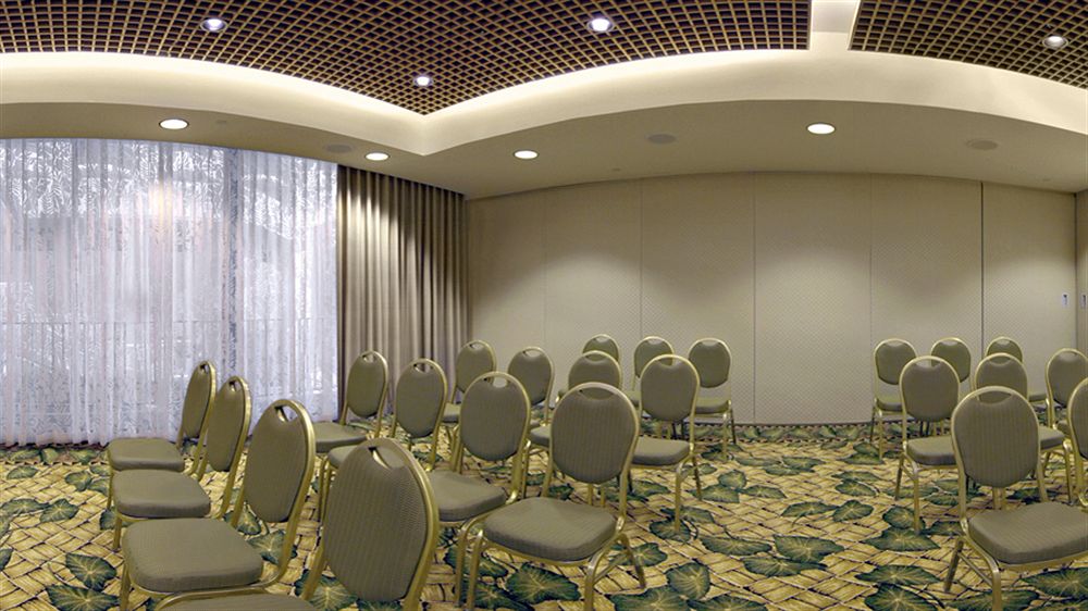 Kalakaua Room