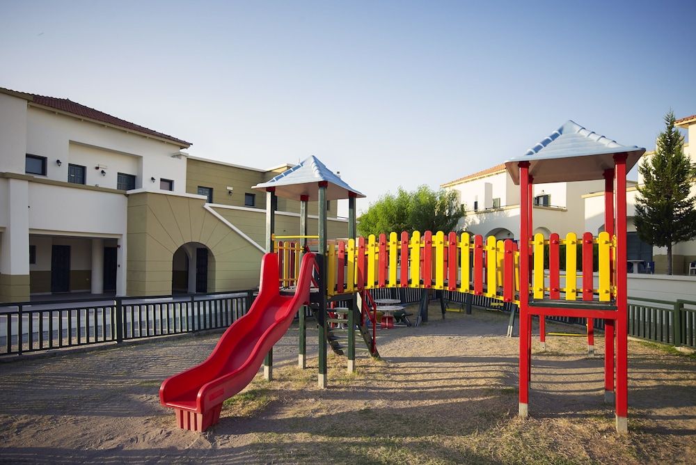 Childrens Play Area - Outdoor