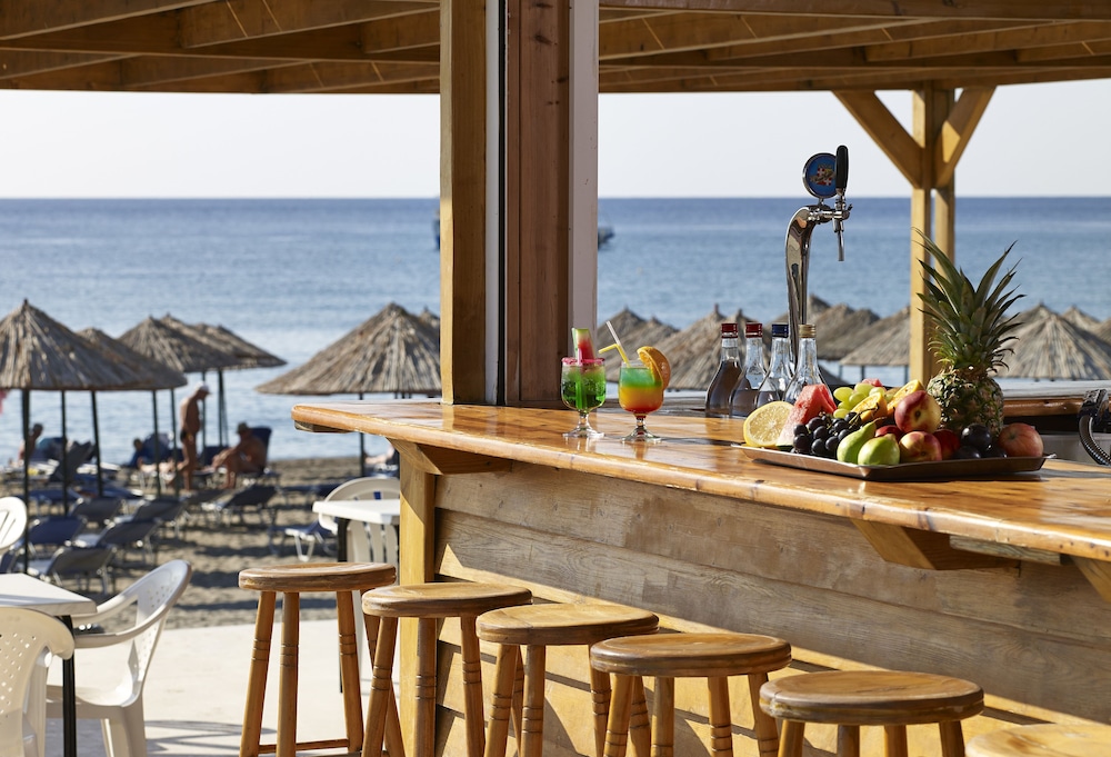 Hotel Bar