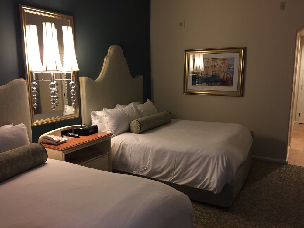 Villa Parlor Suite with connecting Deluxe 2 Queen