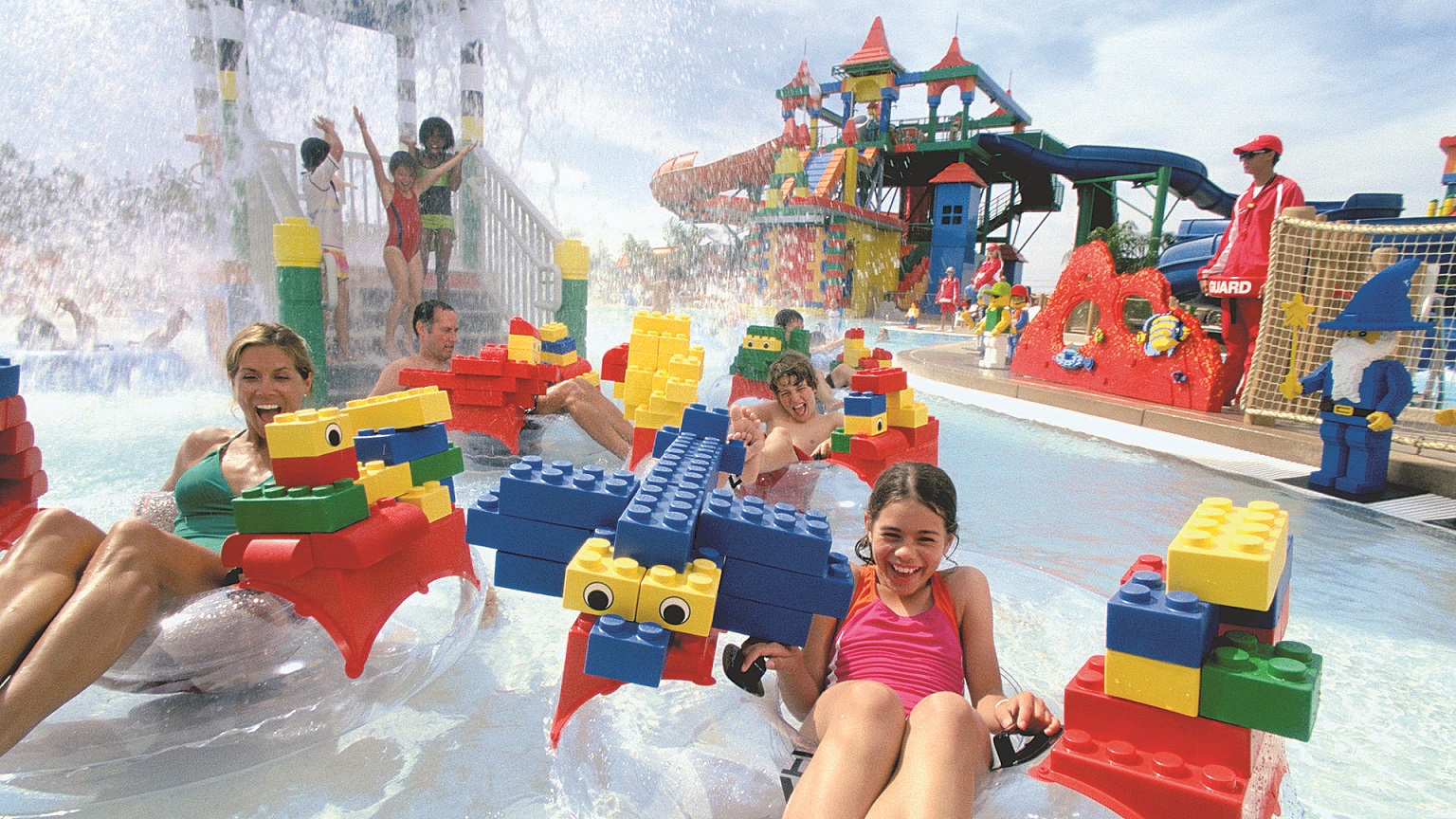 Legoland Waterpark - Buil A Raft River