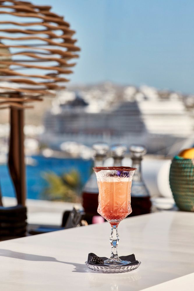 Poolside Bar
