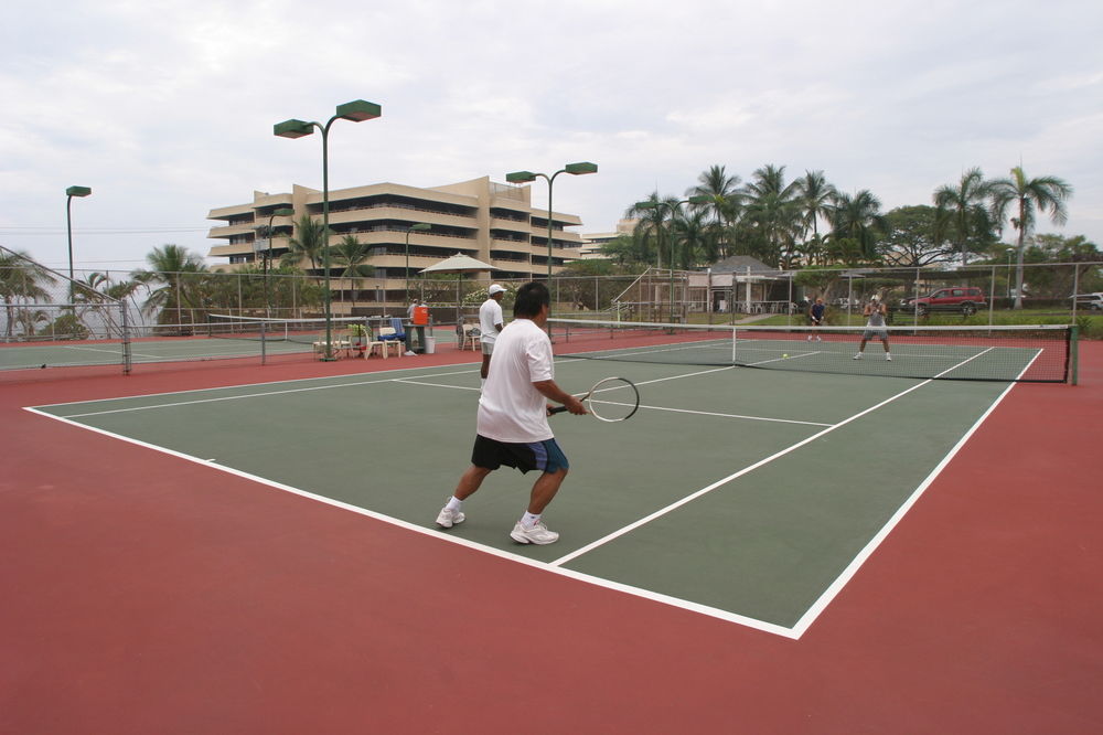 Royal Kona Tennis Club2