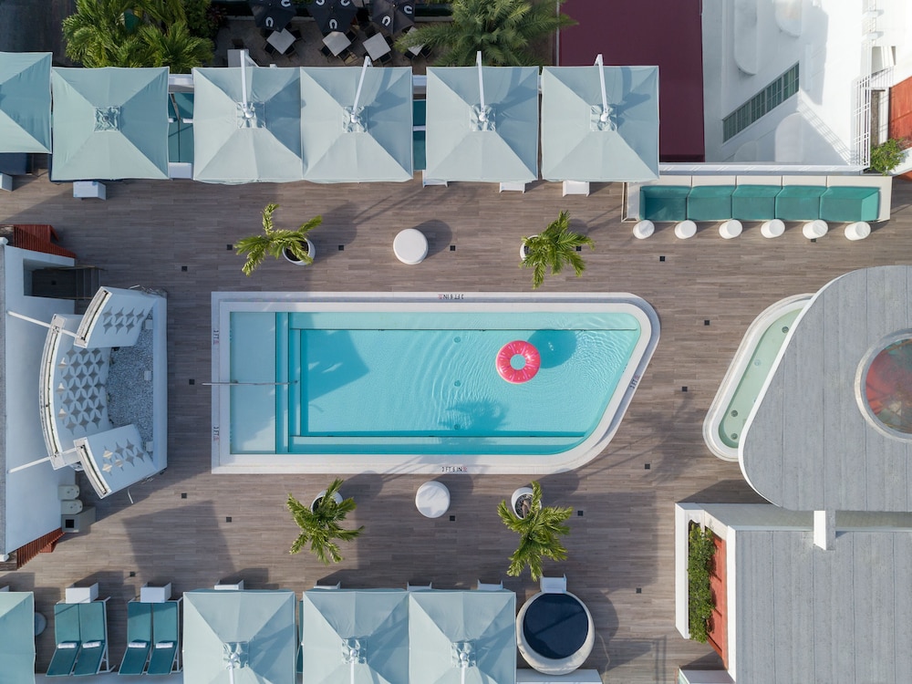 Rooftop pool