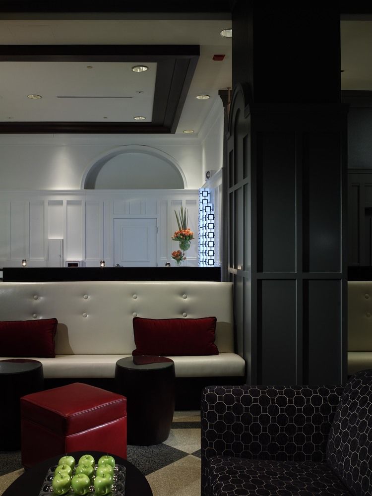 Executive Lounge