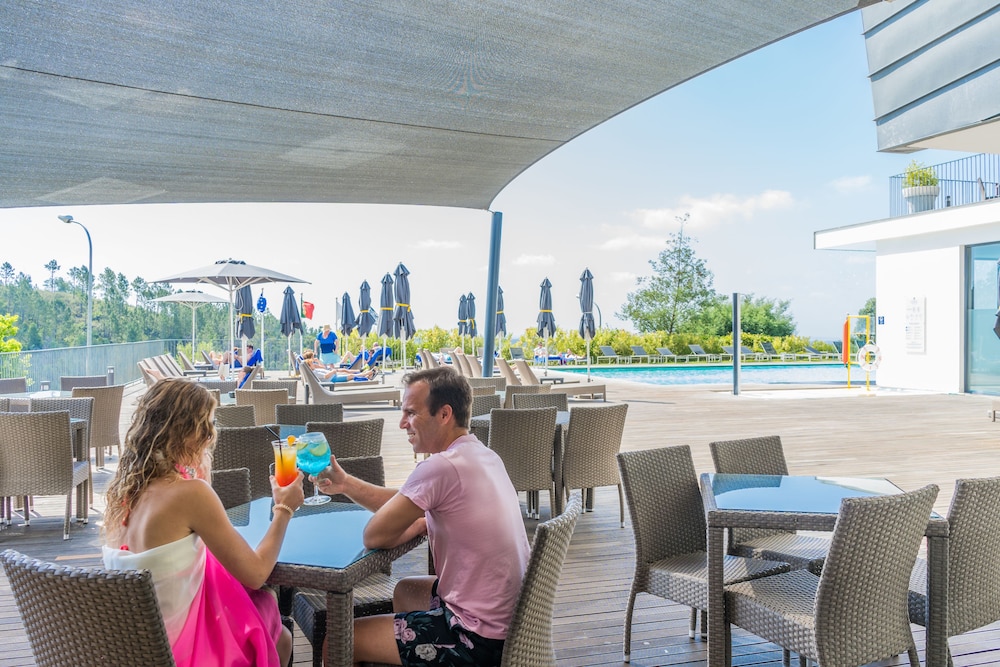 Poolside Bar