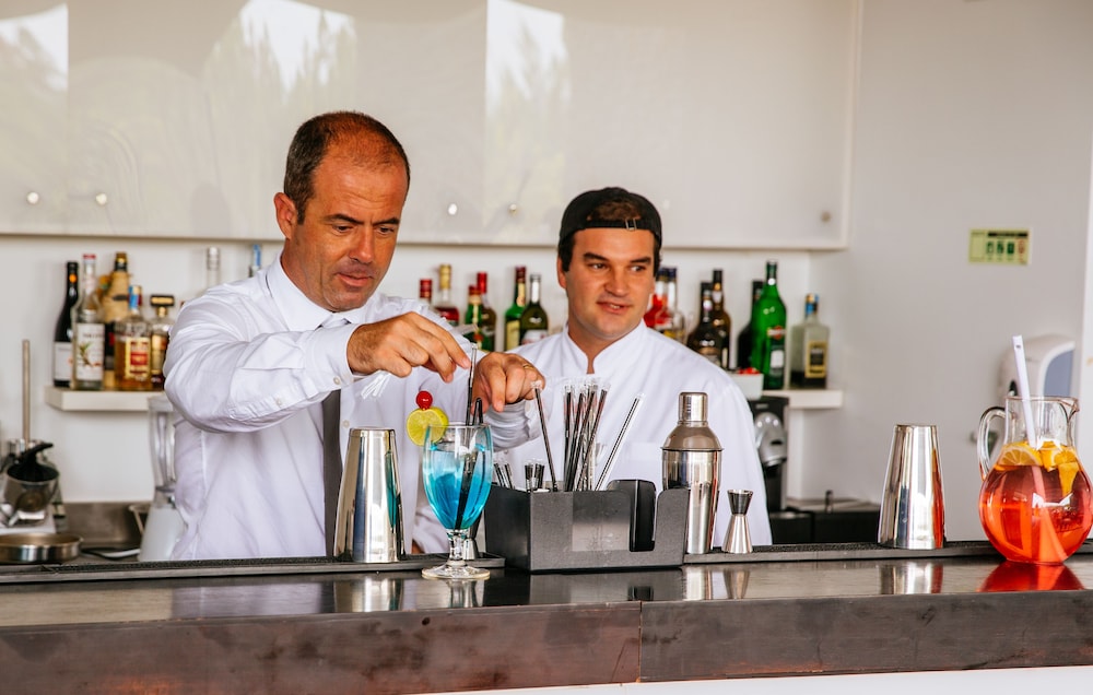 Poolside Bar