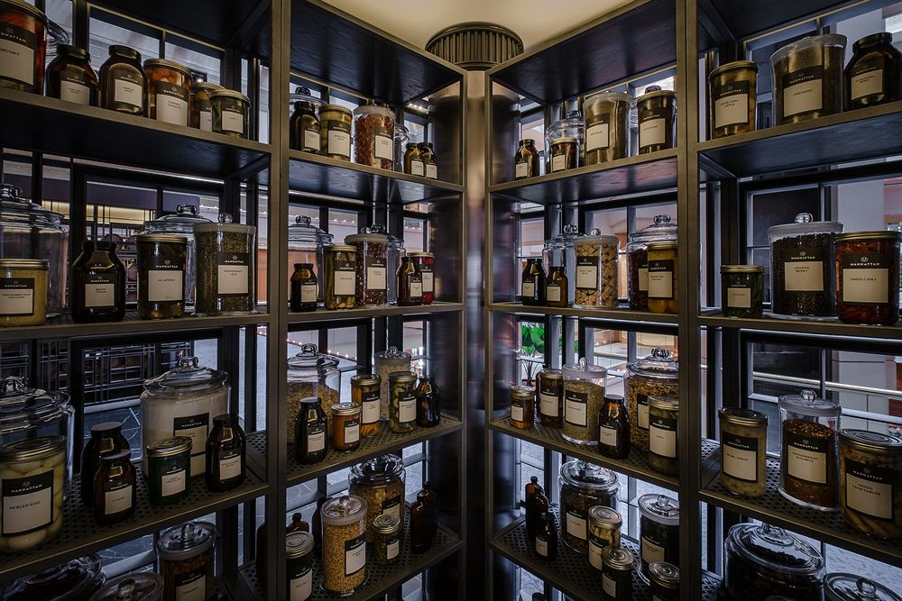 Hotel Bar