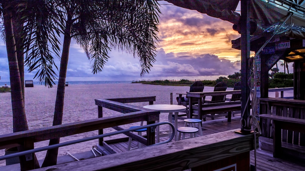 Beach bar