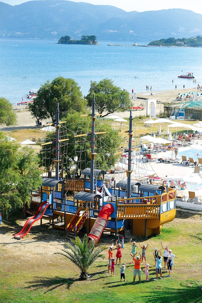 Childrens Play Area - Outdoor