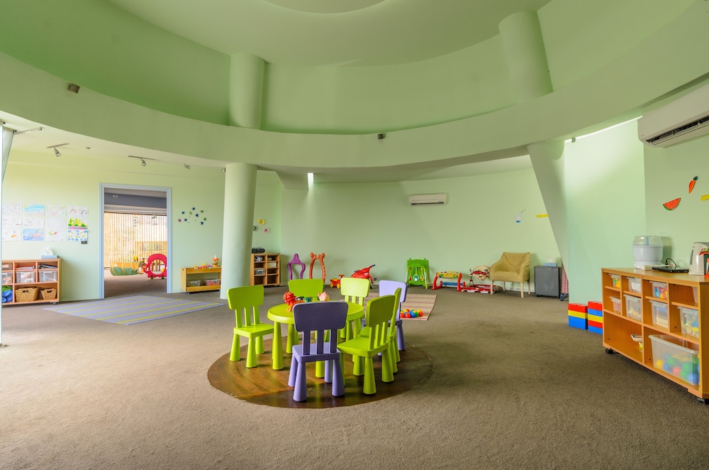 Childrens Play Area - Indoor