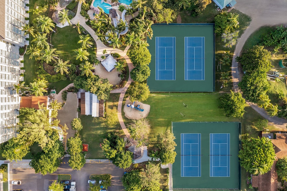 Tennis court