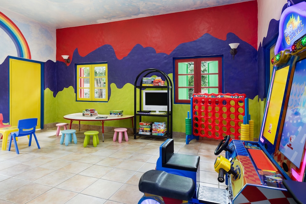 Children's play area - indoor